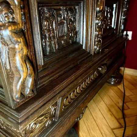 Classic Story In Old I *