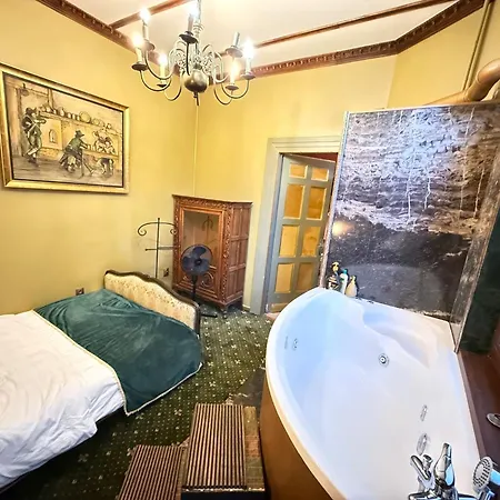 Apartment Classic Story In Old I Cluj-Napoca