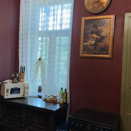 Classic Story In Old I Apartment