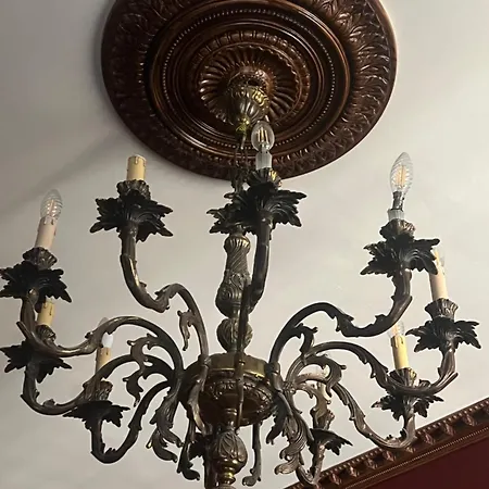 Classic Story In Old I Apartment Cluj-Napoca