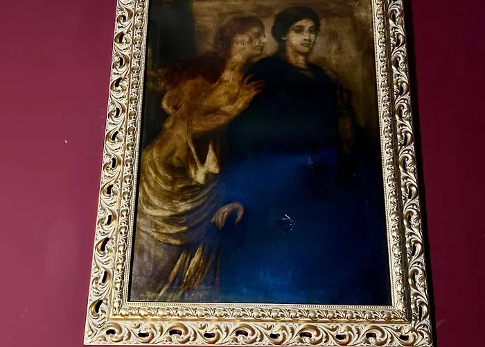 Classic Story In Old I Apartament