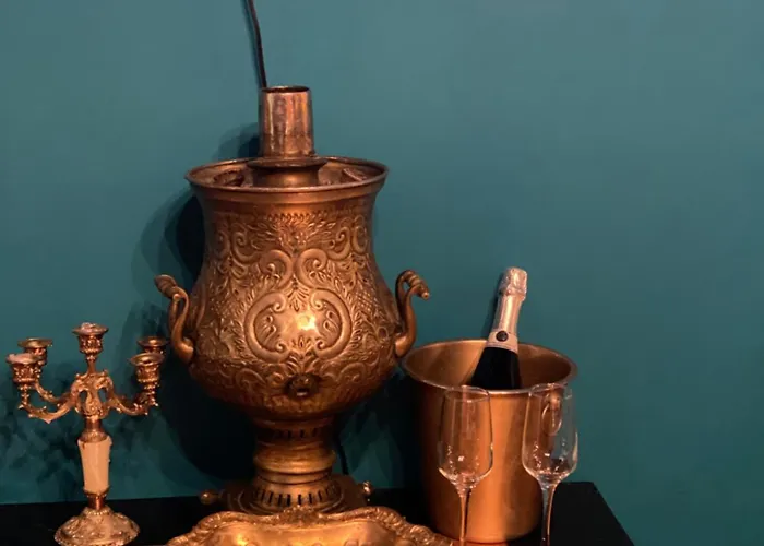 Classic Story In Old I Апартаменти