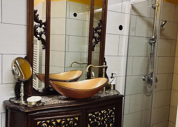 Apartament Classic Story In Old I *