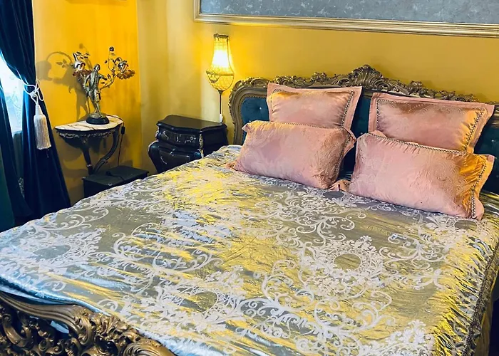 Classic Story In Old I