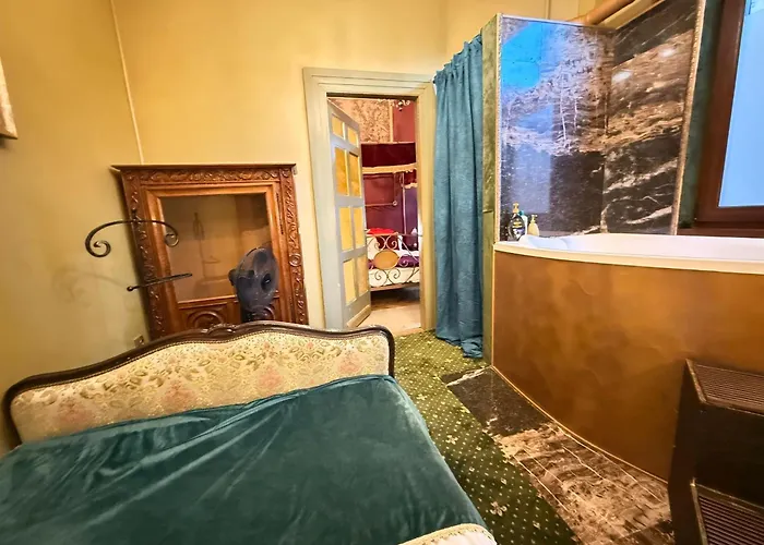 Classic Story In Old I *