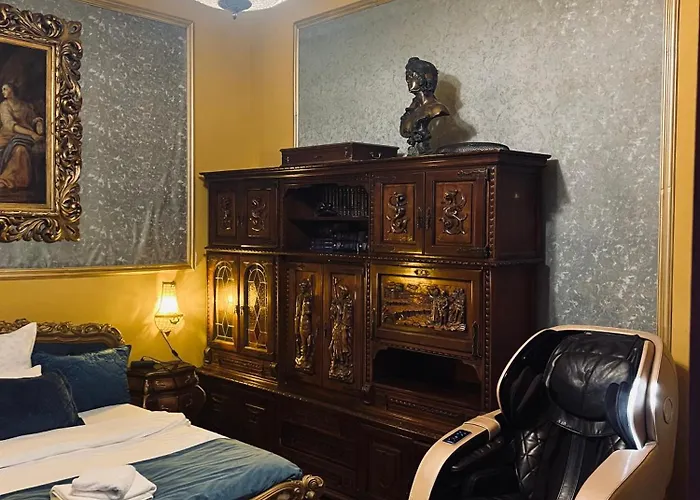 Апартаменти Classic Story In Old I